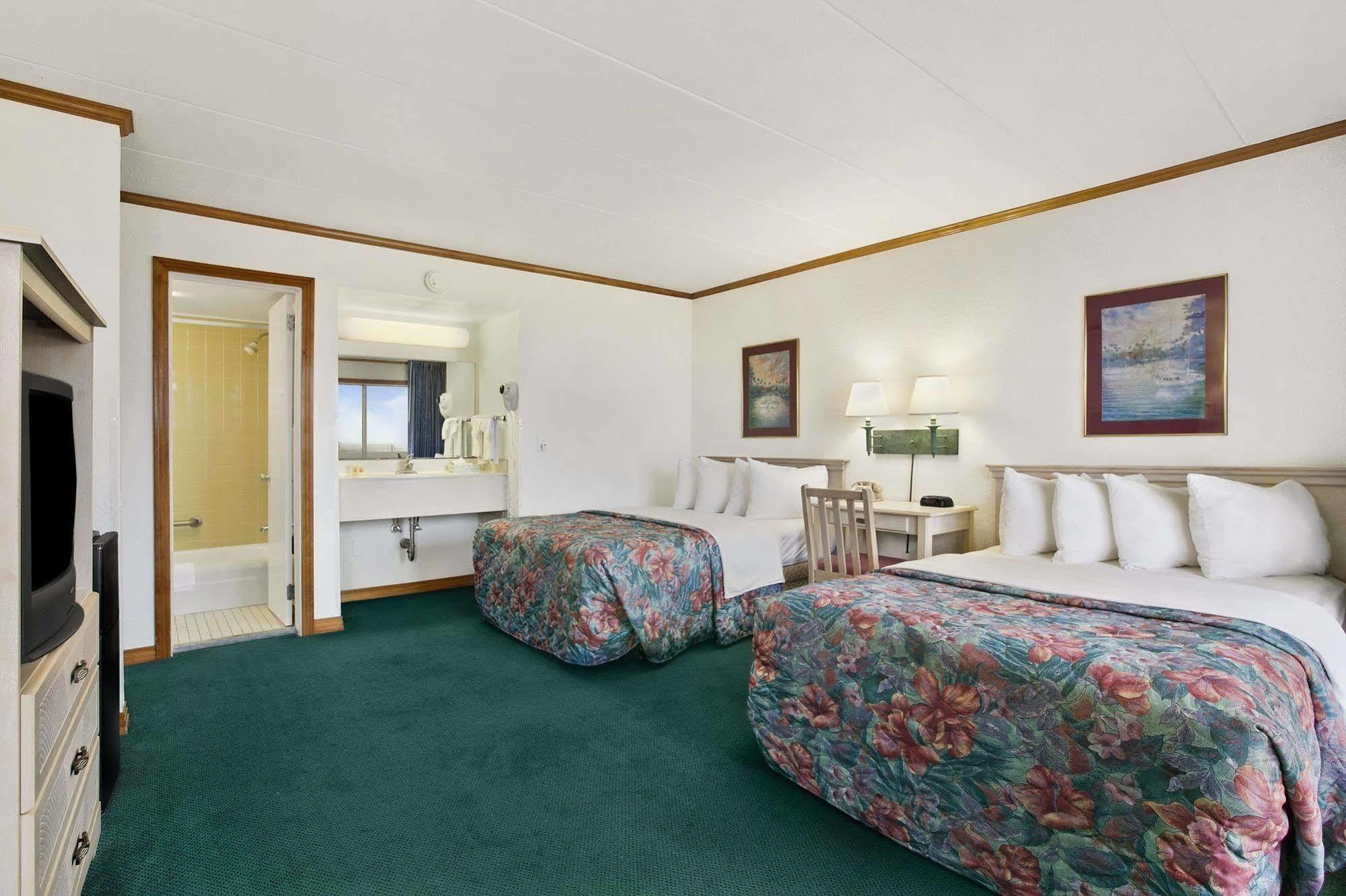 Mariner Inn And Suites Kill Devil Hills Kültér fotó